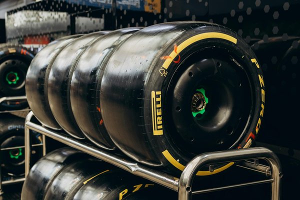 Mastering Wheel and Tire Detailing: A Comprehensive Guide for Car Enthusiasts in the UK